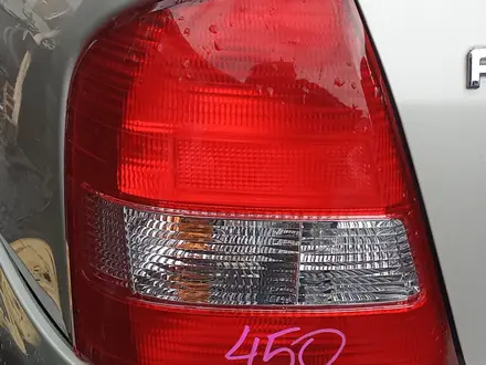 Задний фонарь Mazda 323 за 30 000 тг. в Усть-Каменогорск – фото 2