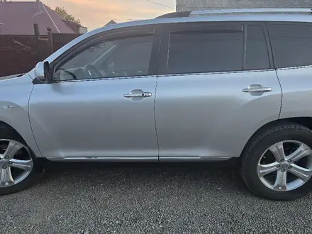 Toyota Highlander 2011 года за 13 800 000 тг. в Усть-Каменогорск – фото 4