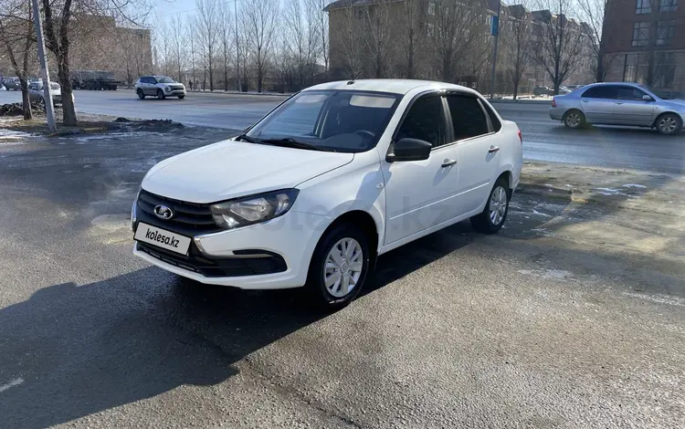 ВАЗ (Lada) Granta 2190 2020 годаүшін3 500 000 тг. в Семей