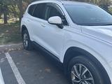 Hyundai Santa Fe 2020 года за 9 700 000 тг. в Алматы – фото 5