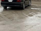 Mercedes-Benz C 280 1995 года за 3 000 000 тг. в Актау – фото 3