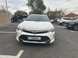 Toyota Camry 2015 года за 9 600 000 тг. в Шымкент