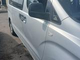 Hyundai Starex 2010 годаүшін9 500 000 тг. в Усть-Каменогорск – фото 2