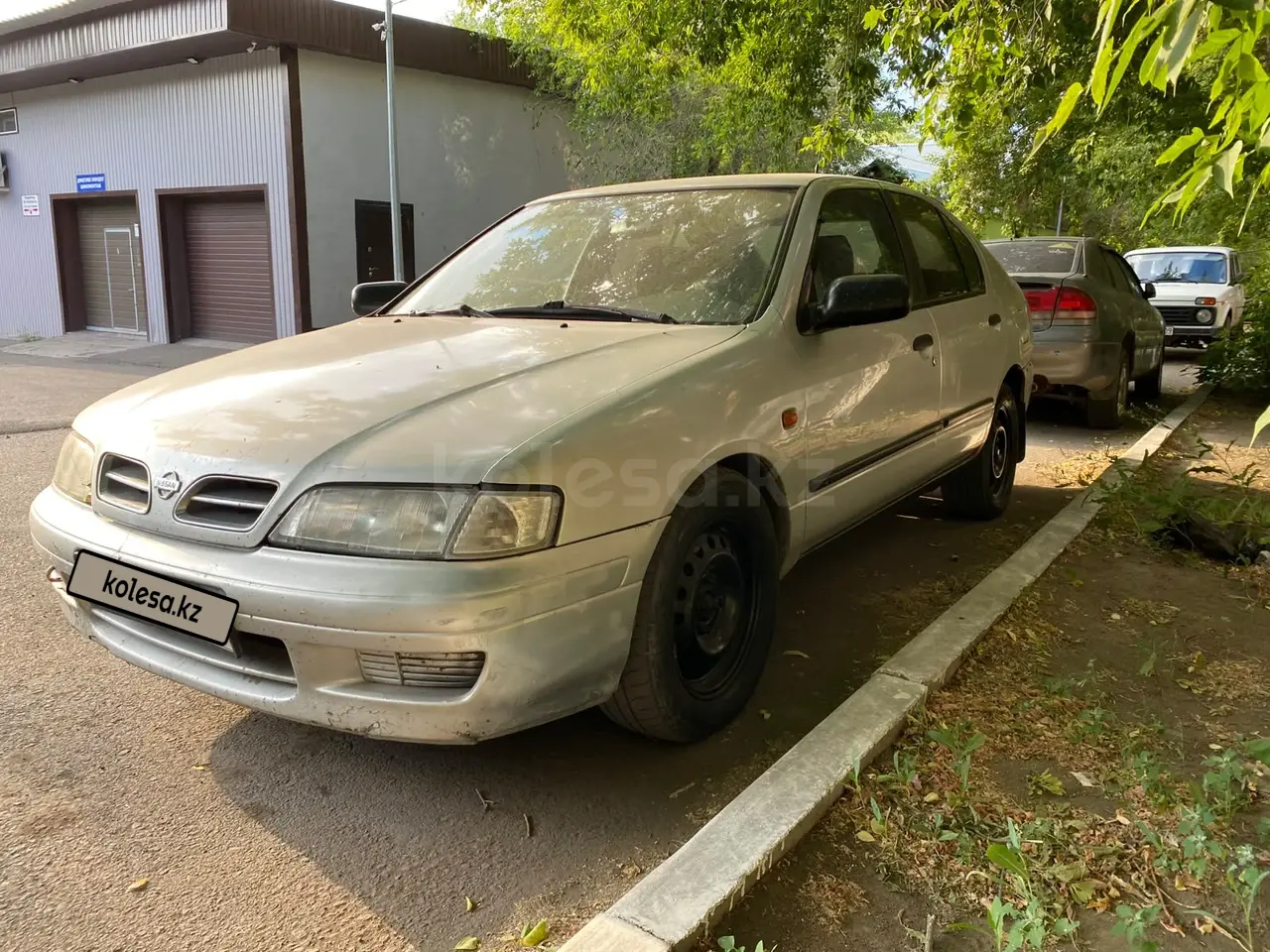 Nissan Primera, 1998
