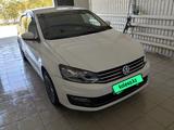 Volkswagen Polo 2017 года за 6 000 000 тг. в Актобе – фото 2