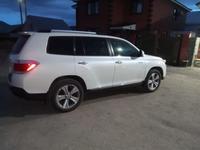 Toyota Highlander 2012 года за 9 000 000 тг. в Актобе