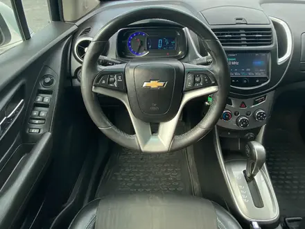 Chevrolet Tracker 2014 года за 5 300 000 тг. в Шымкент – фото 11