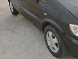 Opel Zafira 2001 года за 2 500 000 тг. в Актау – фото 4