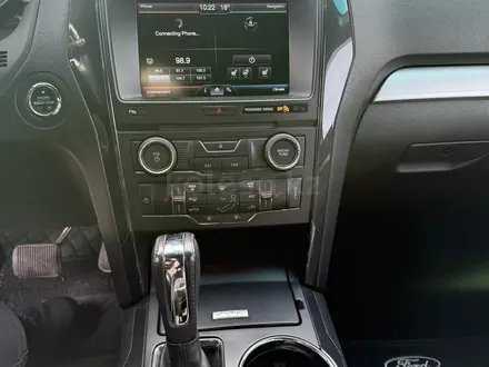 Ford Explorer 2016 года за 15 300 000 тг. в Алматы – фото 12