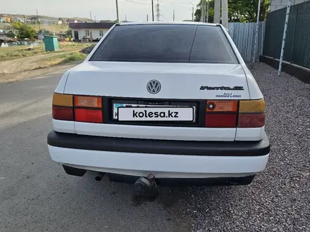 Volkswagen Vento 1995 года за 1 500 000 тг. в Сарыозек – фото 4