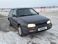 Volkswagen Golf 1994 годаүшін1 200 000 тг. в Астана