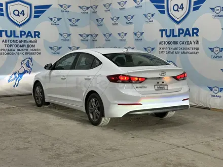 Hyundai Elantra 2016 года за 8 200 000 тг. в Шымкент – фото 3