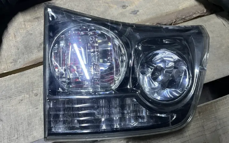 Фонарь крышки багажника Lexus RX Toyota Harrier за 15 000 тг. в Астана