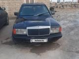 Mercedes-Benz E 200 1990 годаүшін800 000 тг. в Атырау