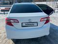Toyota Camry 2012 года за 7 300 000 тг. в Уральск – фото 2