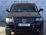 Volkswagen Touareg 2005 годаfor5 500 000 тг. в Атырау – фото 2