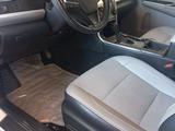 Toyota Camry 2016 года за 6 700 000 тг. в Актау – фото 2