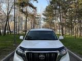 Toyota Land Cruiser Prado 2017 года за 18 700 000 тг. в Алматы – фото 3