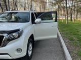 Toyota Land Cruiser Prado 2017 года за 18 700 000 тг. в Алматы – фото 5