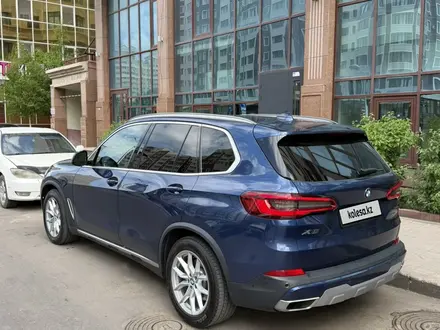BMW X5 2019 года за 24 000 000 тг. в Астана – фото 3