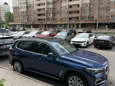 BMW X5 2019 года за 24 000 000 тг. в Астана – фото 5