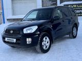 Toyota RAV4 2004 годаfor5 100 000 тг. в Петропавловск