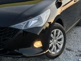 Hyundai Accent 2020 года за 8 280 000 тг. в Актобе – фото 2