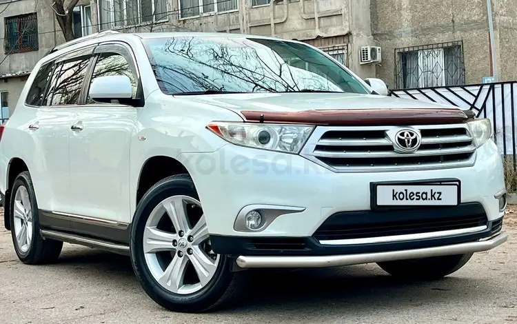 Toyota Highlander 2013 года за 17 000 000 тг. в Алматы