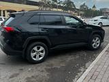 Toyota RAV4 2020 года за 13 000 000 тг. в Караганда – фото 3