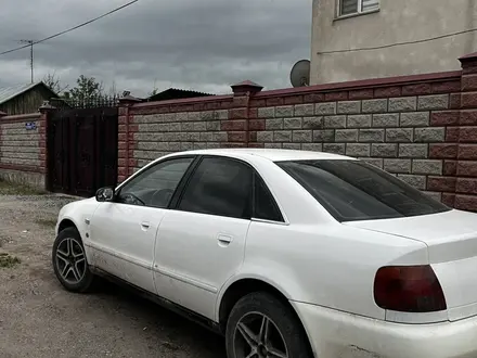 Audi A4 1995 года за 1 100 000 тг. в Алматы – фото 3