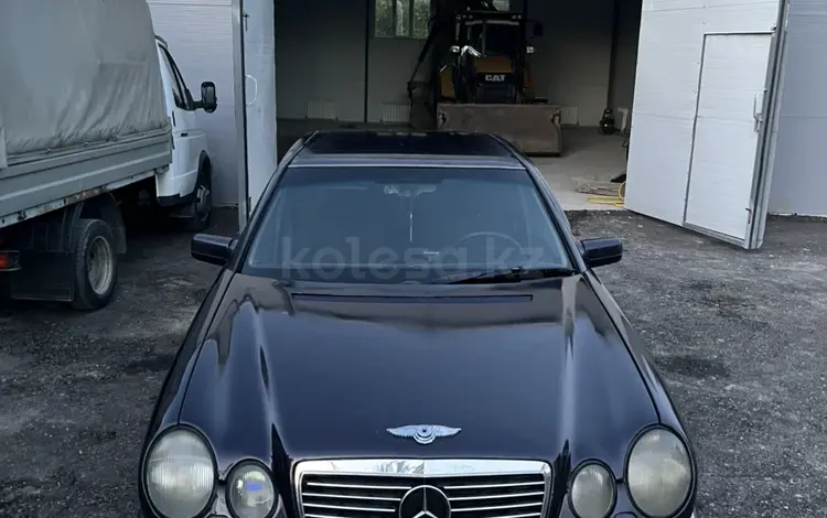 Mercedes-Benz E 320 1996 года за 2 000 000 тг. в Алматы