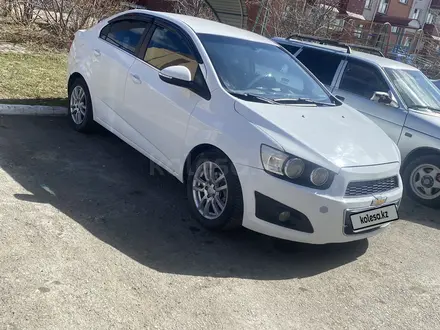 Chevrolet Aveo 2014 года за 2 700 000 тг. в Петропавловск – фото 2