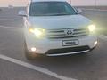 Toyota Highlander 2013 годаүшін8 500 000 тг. в Актау