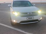 Toyota Highlander 2013 годаүшін8 500 000 тг. в Актау