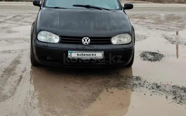 Volkswagen Golf 2002 годаfor1 800 000 тг. в Актобе