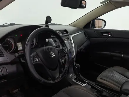 Suzuki Kizashi 2011 года за 3 990 000 тг. в Астана – фото 12