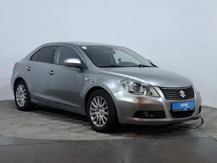 Suzuki Kizashi 2011 года за 3 990 000 тг. в Астана – фото 3