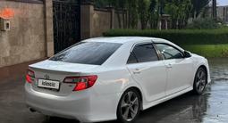 Toyota Camry 2014 года за 6 000 000 тг. в Атырау