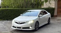 Toyota Camry 2014 года за 6 000 000 тг. в Атырау – фото 4