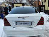 Mercedes-Benz C 180 2002 года за 3 100 000 тг. в Костанай – фото 4