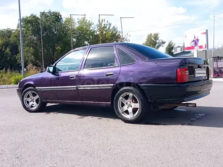 Opel Vectra 1992 года за 750 000 тг. в Караганда – фото 7