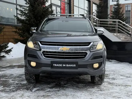 Chevrolet TrailBlazer 2022 года за 14 990 000 тг. в Караганда – фото 2