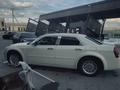 Chrysler 300C 2005 года за 4 800 000 тг. в Атырау – фото 3