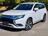 Mitsubishi Outlander 2022 годаfor11 099 000 тг. в Астана – фото 3