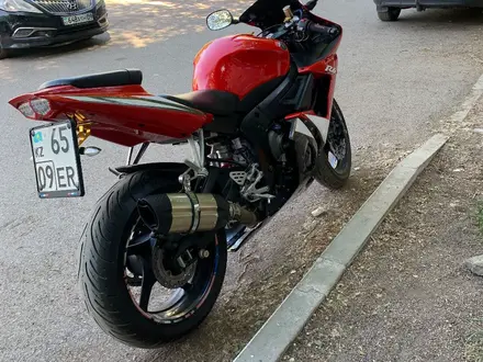 Yamaha  YZF-R6 2004 года за 2 650 000 тг. в Караганда – фото 2