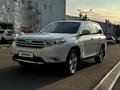 Toyota Highlander 2013 годаfor13 500 000 тг. в Алматы