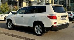 Toyota Highlander 2013 года за 13 300 000 тг. в Алматы – фото 3