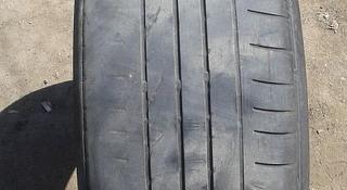 ОДНА шина 225/50 R18 — "Bridgestone Potenza RE050A" (Япония), лет за 12 000 тг. в Астана