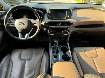 Hyundai Santa Fe 2020 года за 14 990 000 тг. в Алматы – фото 7