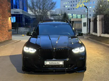 BMW X5 2021 года за 43 500 000 тг. в Астана
